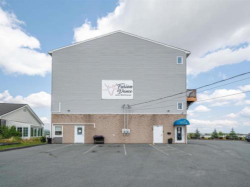 59 Mcquade Lake Crescent, Beechville, NS 