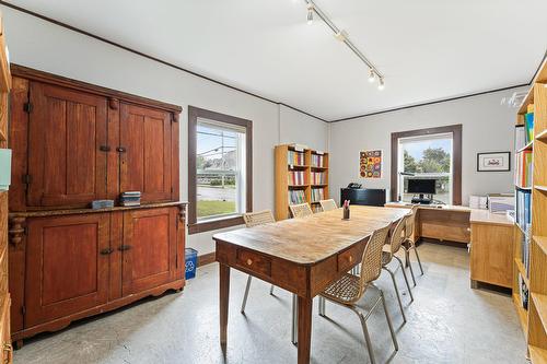 Bureau - 109 Ch. Favreau, Dunham, QC - Indoor