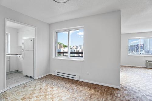 Salle à manger - 1601-3488 Ch. De La Côte-Des-Neiges, Montréal (Ville-Marie), QC - Indoor Photo Showing Other Room