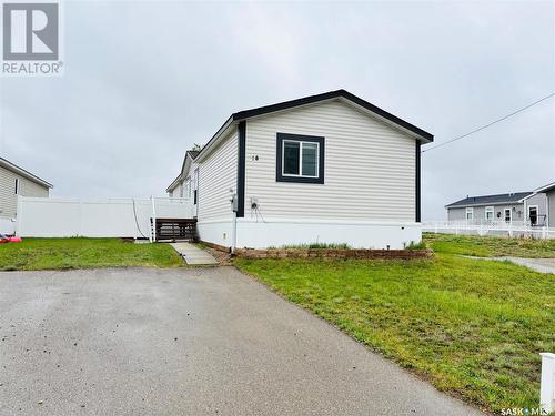 18 2004 Alice Road, Estevan, SK 