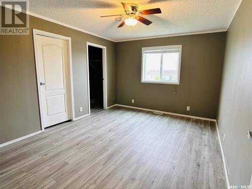 18 2004 Alice Road, Estevan, SK 