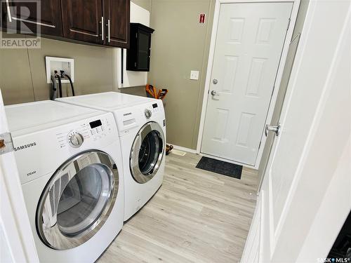 18 2004 Alice Road, Estevan, SK 