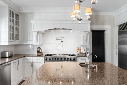 2233 Ashlee Rd, Nanaimo, BC 