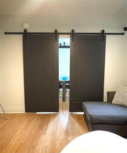 3-79 Smith St, Winnipeg, MB 