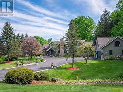 6 TURTLE LAKE DRIVE  Halton Hills (Rural Halton Hills), ON L7J 2W7
