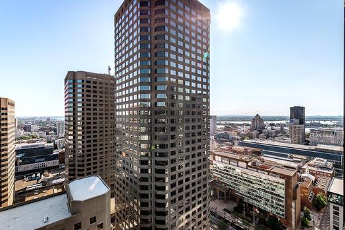 Vue - 2818-1210 Rue Jeanne-Mance, Montréal (Ville-Marie), QC - Outdoor With Facade