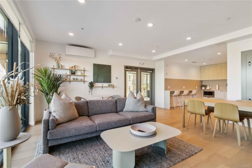 200-3564B Ryder Hesjedal Way, Colwood, BC - Indoor Photo Showing Living Room