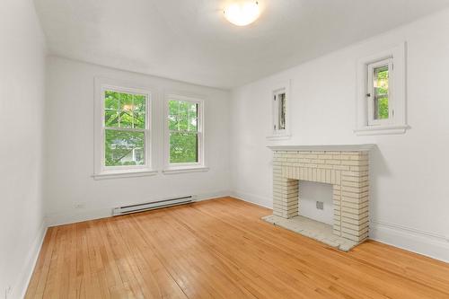 Primary bedroom - 1-644 Rue Prospect, Sherbrooke (Les Nations), QC - Indoor With Fireplace