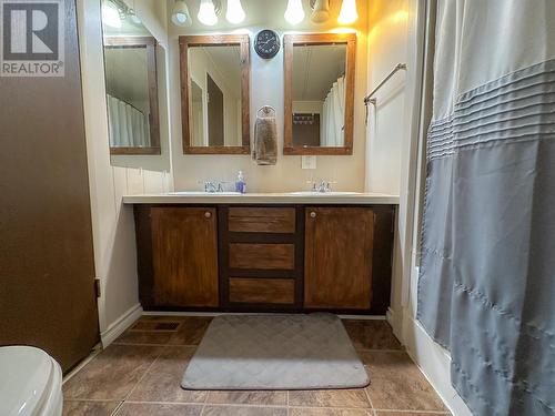 7 2091 E 16 Highway, Vanderhoof, BC - Indoor Photo Showing Bathroom
