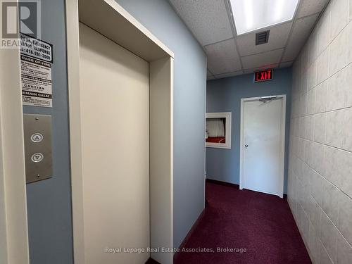 268 Lakeshore Road E, Mississauga, ON 