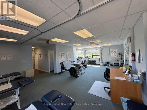 268 Lakeshore Road E, Mississauga, ON 