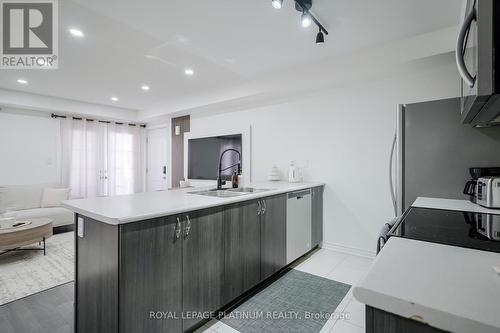 #36 - 200 Veterans Drive, Brampton, ON - Indoor Photo Showing Kitchen With Upgraded Kitchen