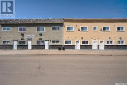 412-418 Athabasca STREET E  Moose Jaw, SK S6H 0L8