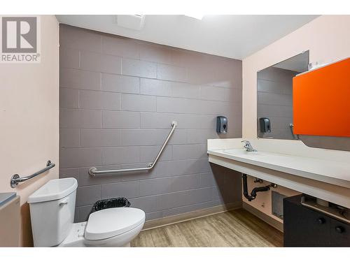 3101 6 Highway Unit# 104, Vernon, BC 