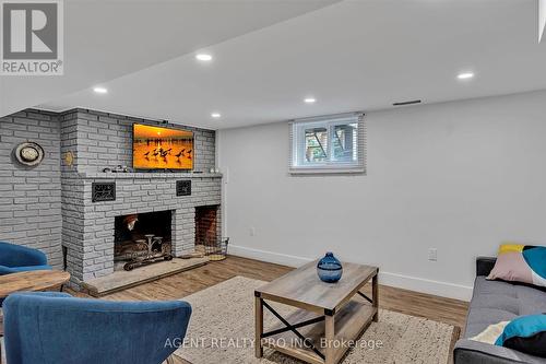 21 Oriole Road, Kawartha Lakes (Fenelon Falls), ON 