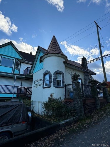 9847 Willow St, Chemainus, BC - Outdoor