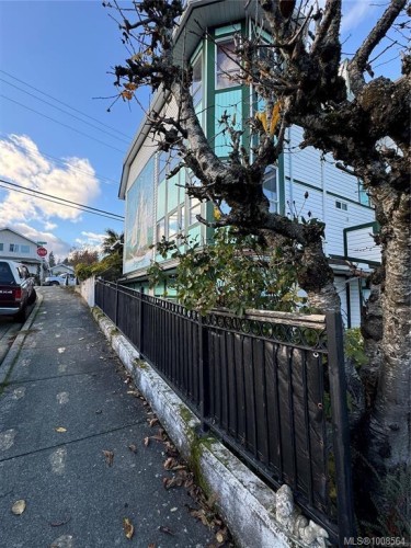 9847 Willow St, Chemainus, BC - Outdoor