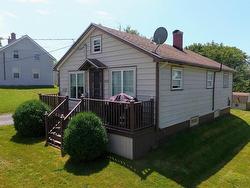 504 Highway 335,  West Pubnico, NS B0W 3S0
