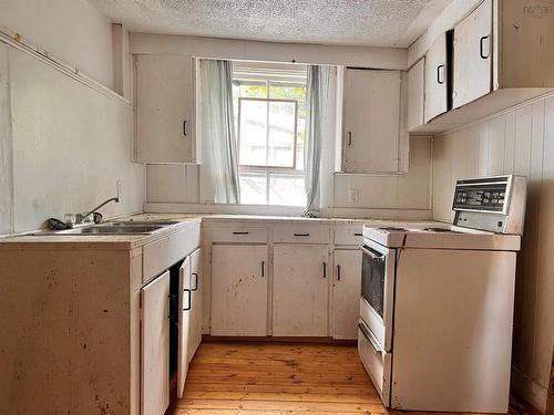 492 Main Street, Kentville, NS 