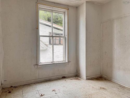 492 Main Street, Kentville, NS 