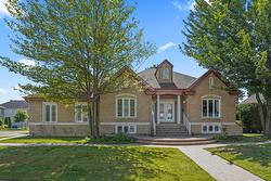 22 Rue des Doublons  Blainville, QC J7C 5X4