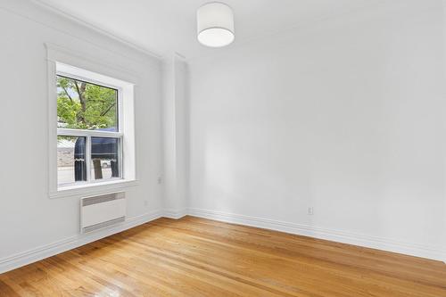 Bedroom - 1-2090 Rue Sherbrooke O., Montréal (Ville-Marie), QC - Indoor Photo Showing Other Room