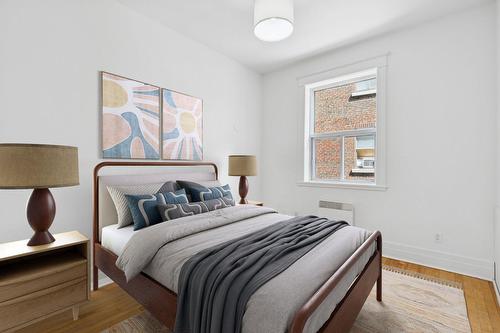 Bedroom - 1-2090 Rue Sherbrooke O., Montréal (Ville-Marie), QC - Indoor Photo Showing Bedroom
