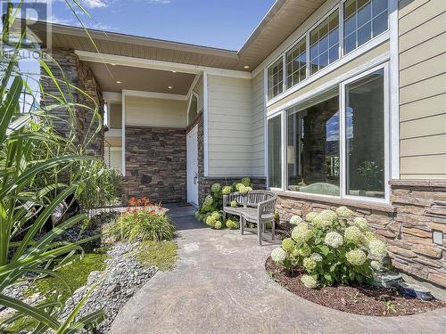 10411 81St Street, Osoyoos, BC - Outdoor With Exterior