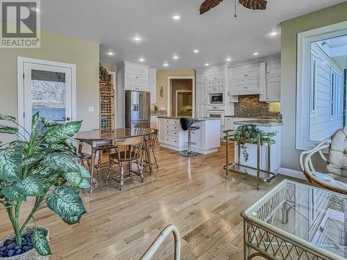 10411 81St Street, Osoyoos, BC - Indoor