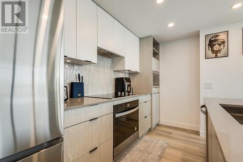1488 Bertram Street Unit# 2502, Kelowna, BC - Indoor Photo Showing Kitchen