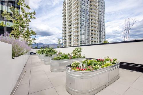 1488 Bertram Street Unit# 2502, Kelowna, BC - Outdoor With Facade