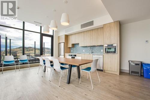 1488 Bertram Street Unit# 2502, Kelowna, BC - Indoor Photo Showing Dining Room