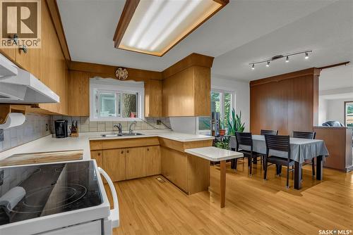 621 Main Street, Bruno, SK - Indoor Photo Showing Kitchen With Double Sink