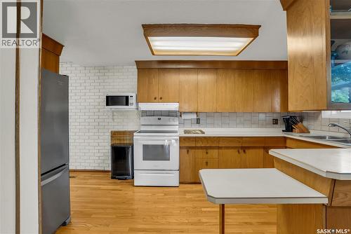 621 Main Street, Bruno, SK - Indoor Photo Showing Kitchen