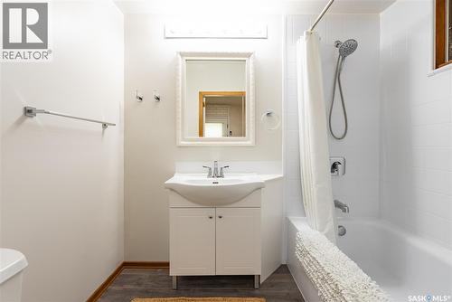 621 Main Street, Bruno, SK - Indoor Photo Showing Bathroom