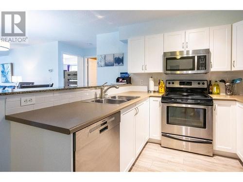 205 Third Avenue Unit# 2114, Invermere, BC - Indoor Photo Showing Kitchen With Double Sink