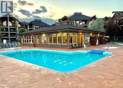 POOL AND 2 HOT TUBS, GYM AND MEETING ROOM W KITCHEN - 