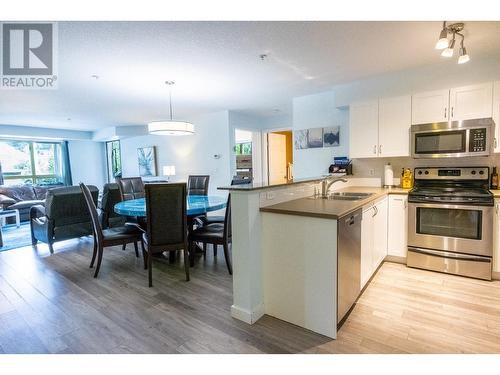 205 Third Avenue Unit# 2114, Invermere, BC - Indoor Photo Showing Other Room