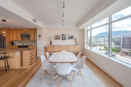 401-160 Lakeshore Drive, Penticton, BC - Indoor