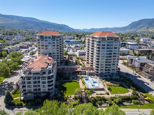 401-160 Lakeshore Drive, Penticton, BC - Outdoor With View