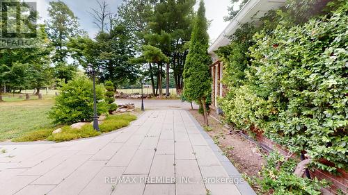 253 Morning Side Road, East Gwillimbury, ON - Outdoor