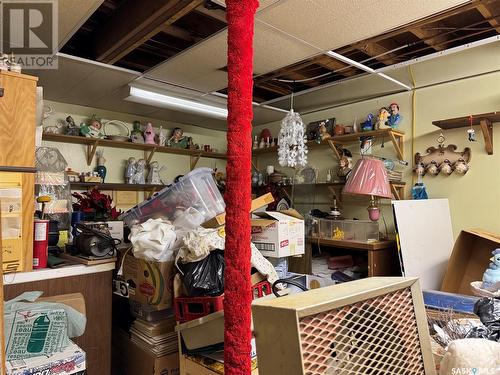 417 Miller Crescent E, Wynyard, SK - Indoor With Storage