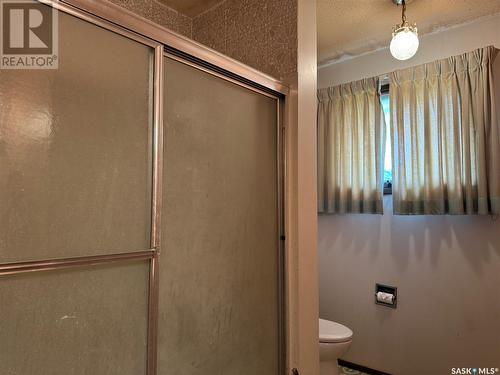 417 Miller Crescent E, Wynyard, SK - Indoor Photo Showing Bathroom