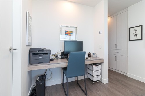 505-60 Saghalie Rd, Victoria, BC - Indoor Photo Showing Office