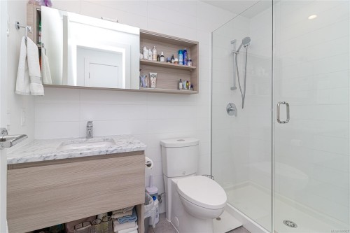 505-60 Saghalie Rd, Victoria, BC - Indoor Photo Showing Bathroom