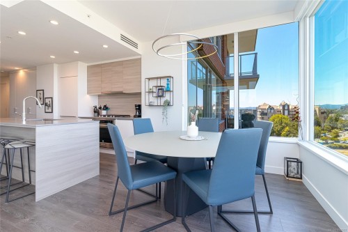 505-60 Saghalie Rd, Victoria, BC - Indoor Photo Showing Dining Room