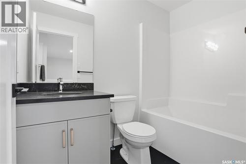 350 Katz Avenue, Saskatoon, SK - Indoor Photo Showing Bathroom