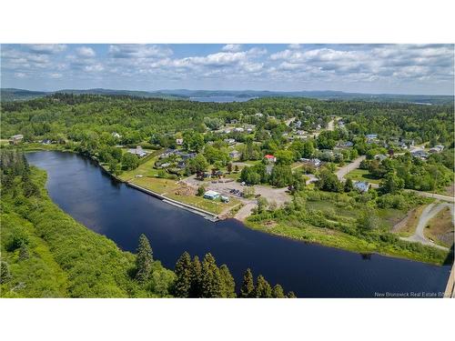 44 Riverview Ave, St George, NB 