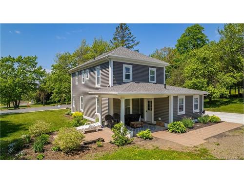 44 Riverview Ave, St George, NB 