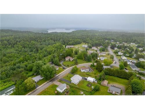 8 Hillcrest Dr, St George, NB 